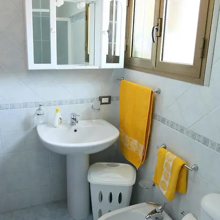 Aeroporto Fontanarossa 3*